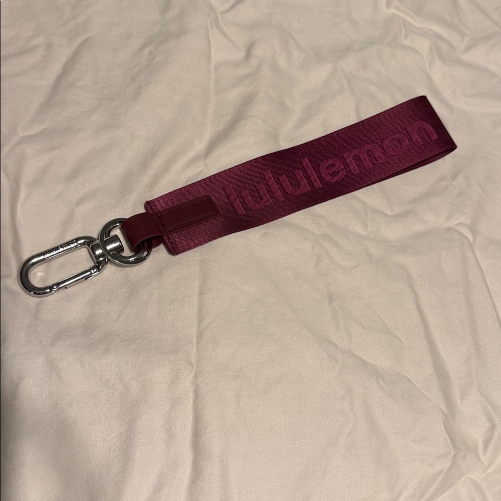 Lululemon Never Lost Keychain